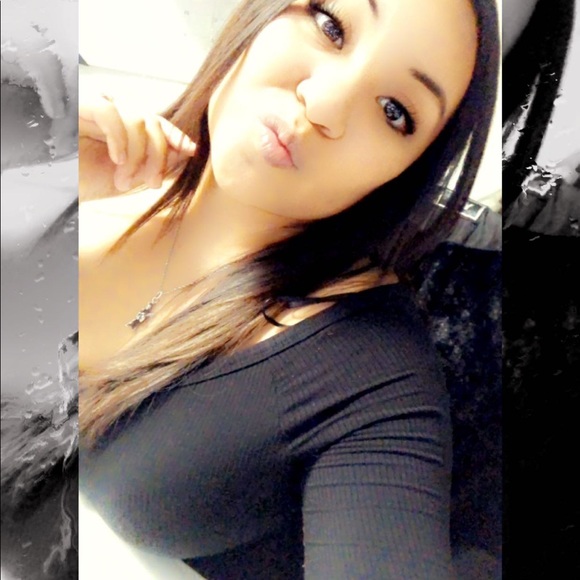 Meet your Posher, Jocelyn - Picture 2 of 2